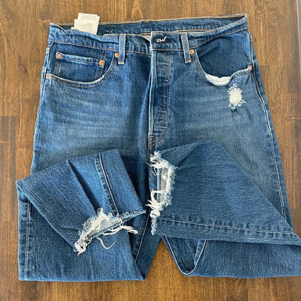 Levi's Wedgie Ripped High Waist Crop Straight Leg Jeans W32 x L26 Y2K Style